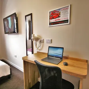 *** Hotel By Roomsbooked Reino Unido